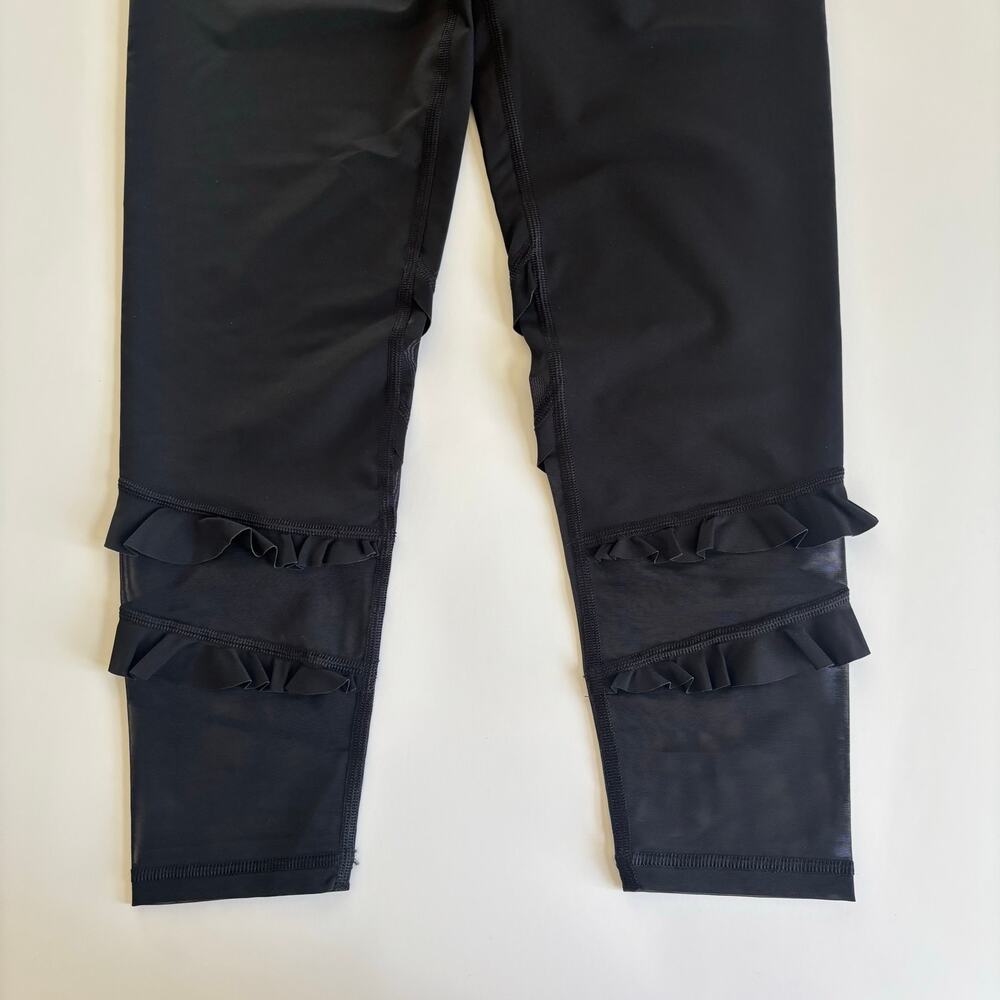Victoria’s Secret Sport Black High Rise Ruffle Detail Leggings Womens Medium NWT - Picture 5 of 7
